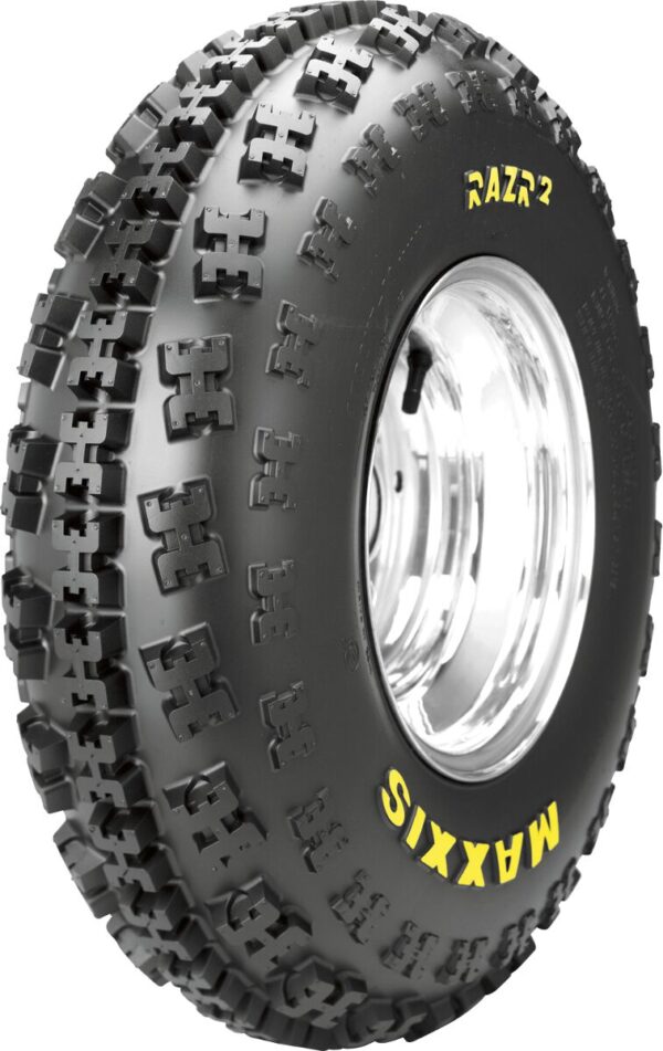 RAZR2 M933 22X7-10(175/70)33JE