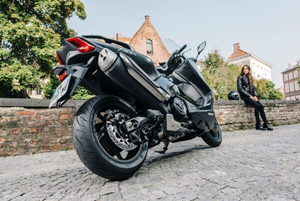 SC2 R 130//70R16 61S TL - Image 3