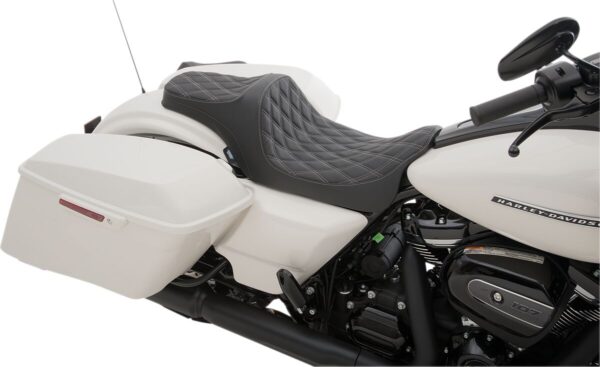 SEAT DBL DIA SLVR VYNL FL - Image 2