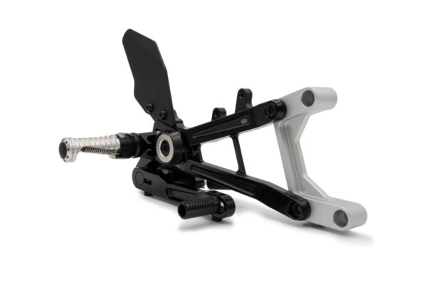 MOTO GUZZI V100 MANDELLO 2022 - Image 3