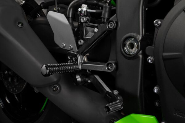KAWASAKI ZX-4R 2023 - REARSET - Image 2