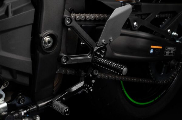 KAWASAKI ZX-4R 2023 - REARSET - Image 3