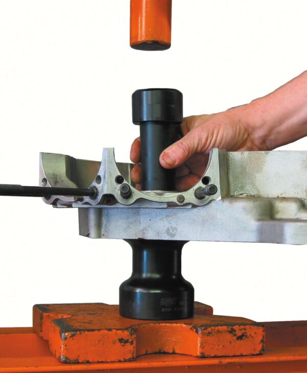 CRANKSHAFT BEARING TOOL
