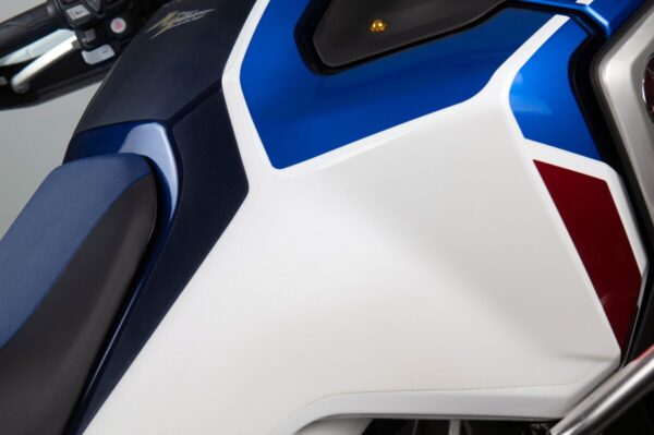 SCRATCH SAVER TANK AFRICA TWIN - Image 4